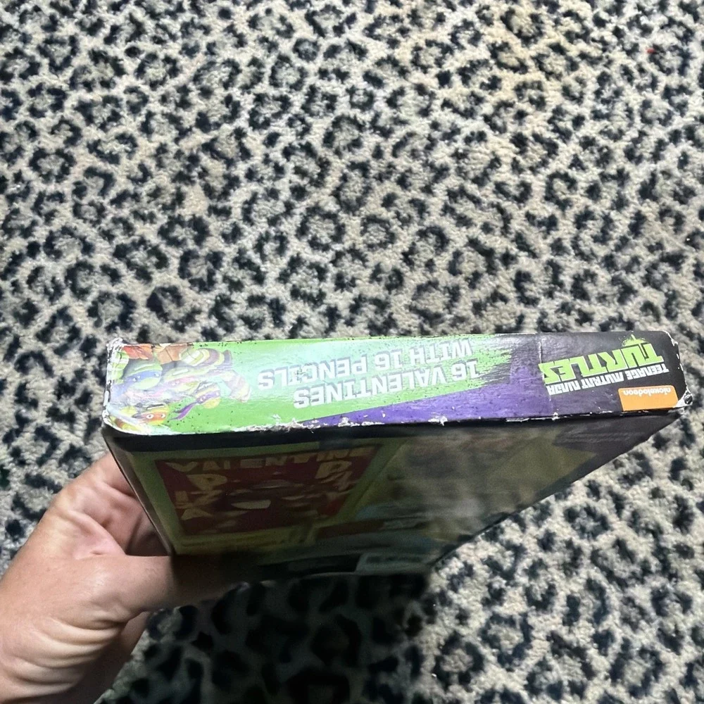 Teenage Mutant Turtles 16 Valentine Cards with 16 Pencils Nickelodeon New‎